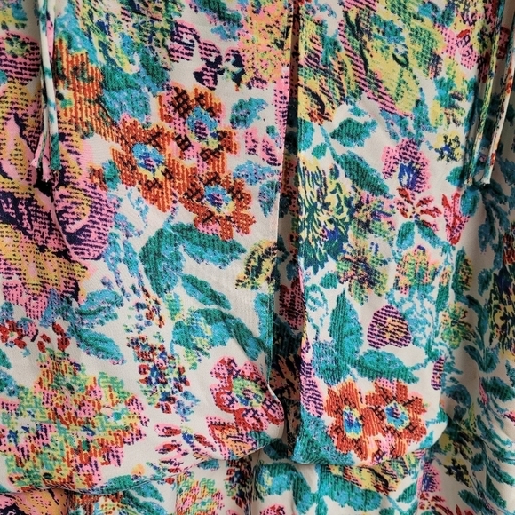 Floral Mini Dress - Picture 5 of 10